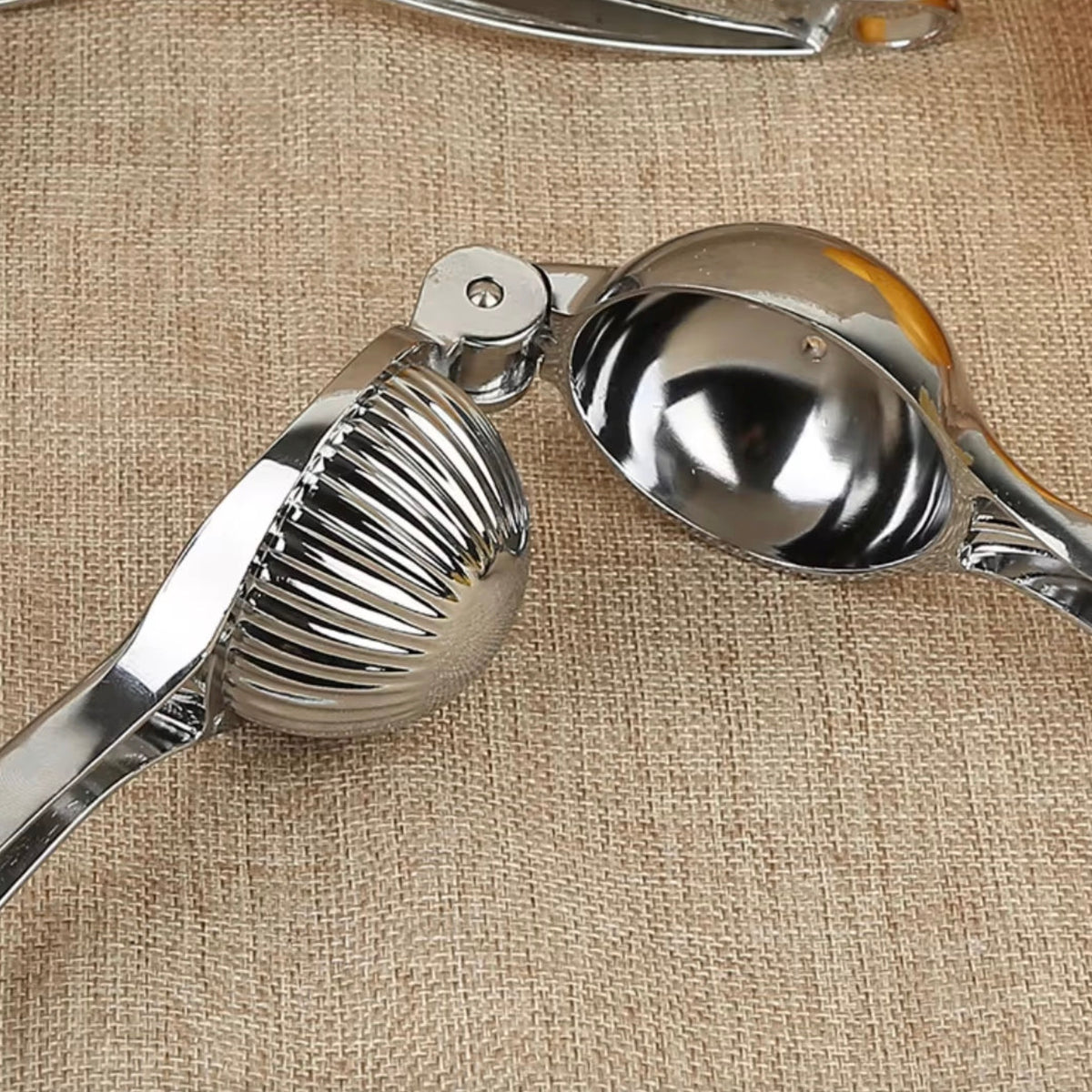 Manual Lemon & Lime Squeezer